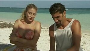 Italian sex industry star Vittoria Risi banged by 2 sailors on the beach